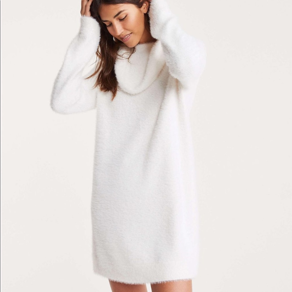 NEW Lou & Grey Lashout Cowl White Sweater dress